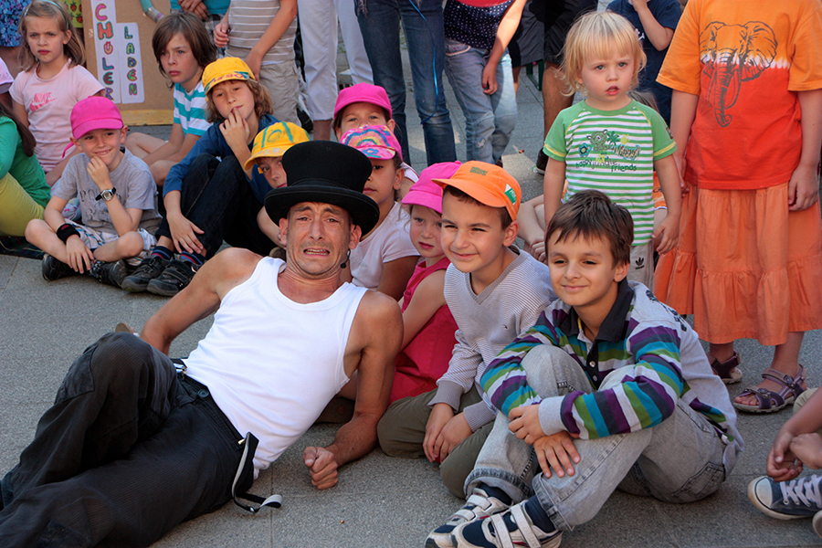 Chriss Breuning mit Kindern